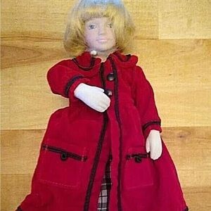 Avon Childhood Dreams Favorite Porcelain Doll Figurine 10.5 Inch